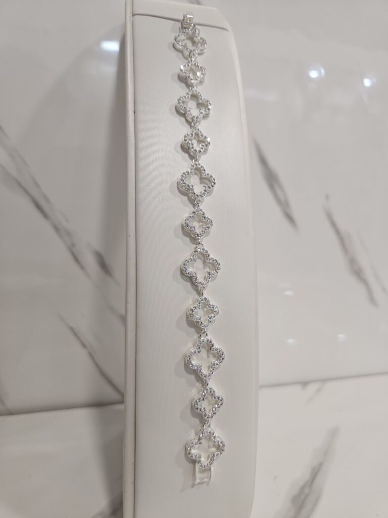 Pulsera trébol grande y pequeño con microcircones