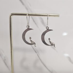 Aro colgante mujer en la luna