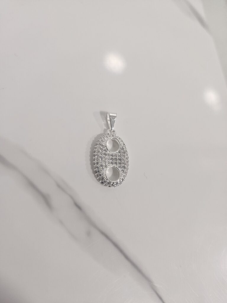 Colgante gucci con microcircones