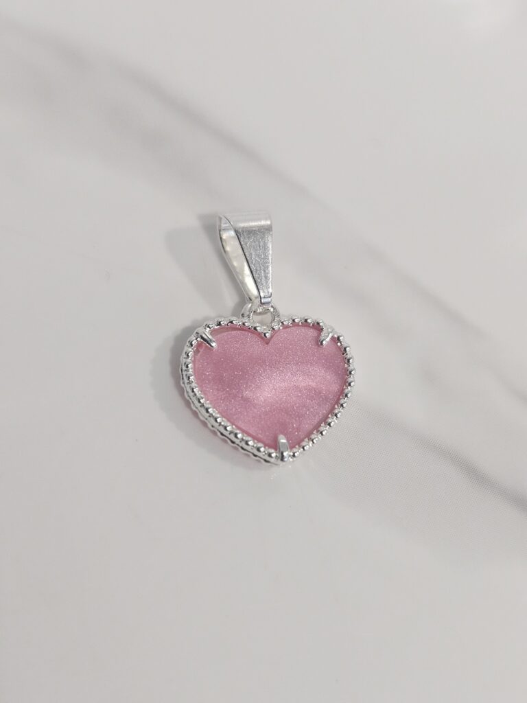 Colgante corazon rosado
