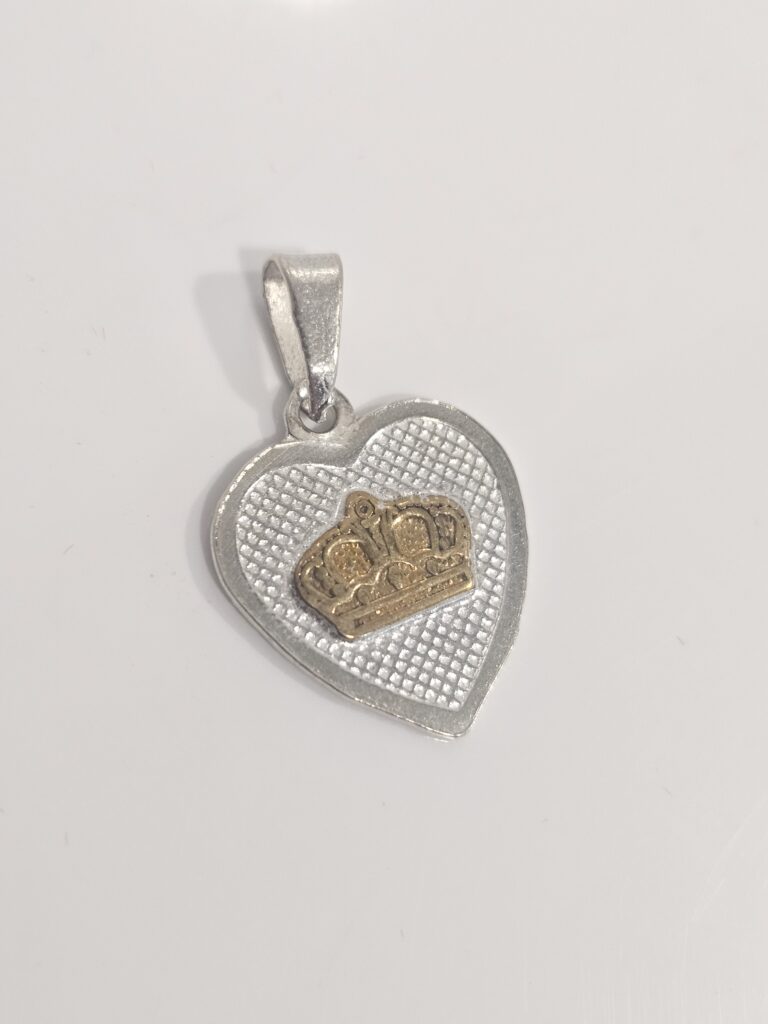 Colgante medalla corazon corona con enchape de oro 14k