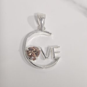 Colgante love con circon miel
