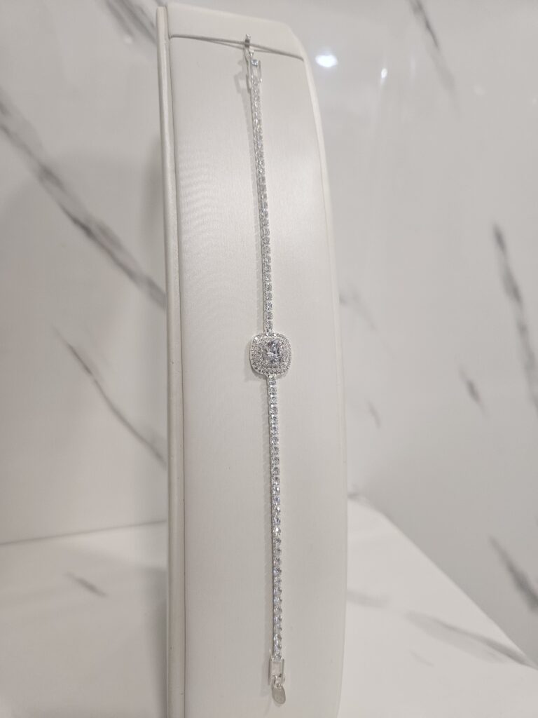 Pulsera tennis con cuadrado microcircones