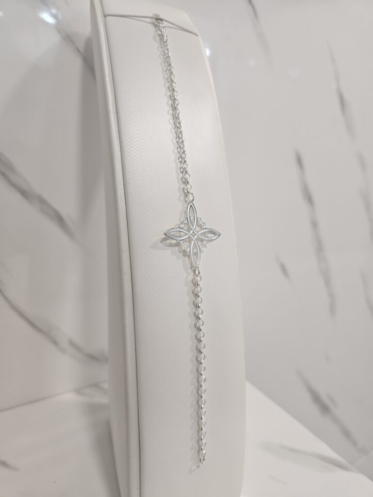 Pulsera rolo con nudo de bruja