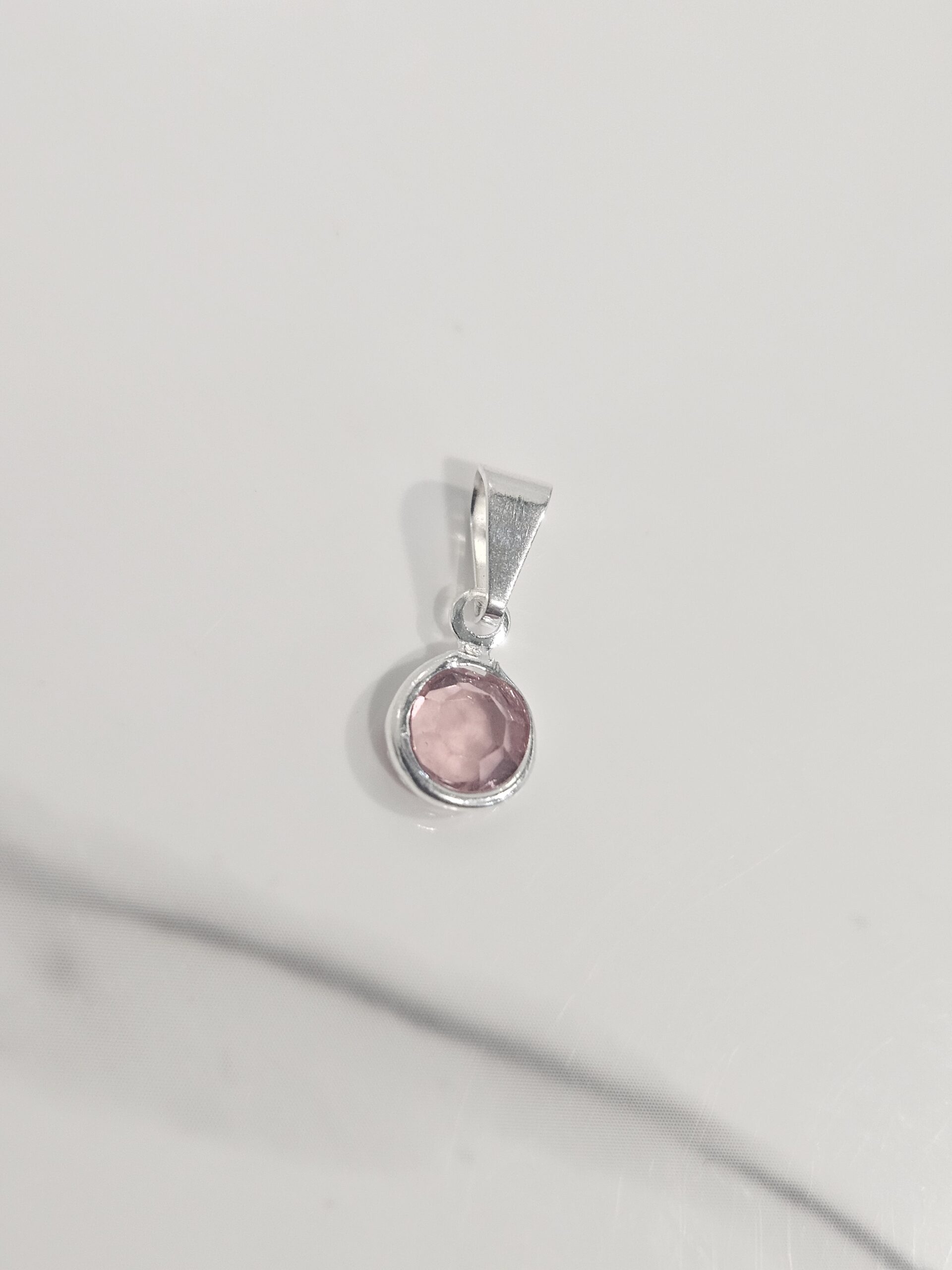 Colgante punto de luz rosado