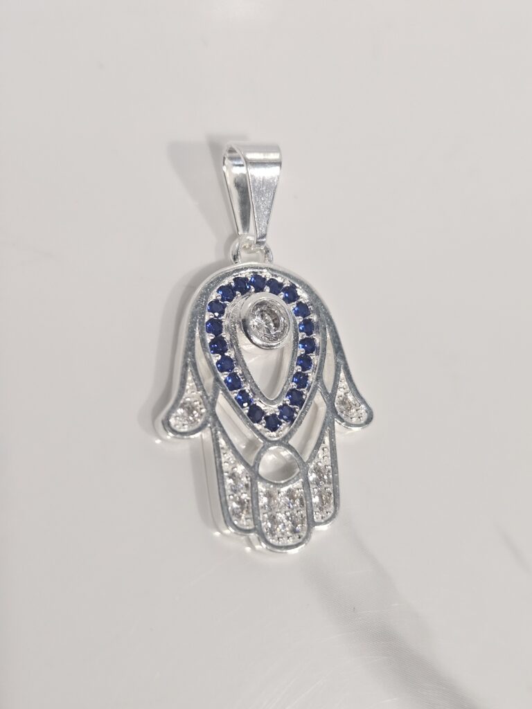 Colgante mano de fatima con microcircones azules