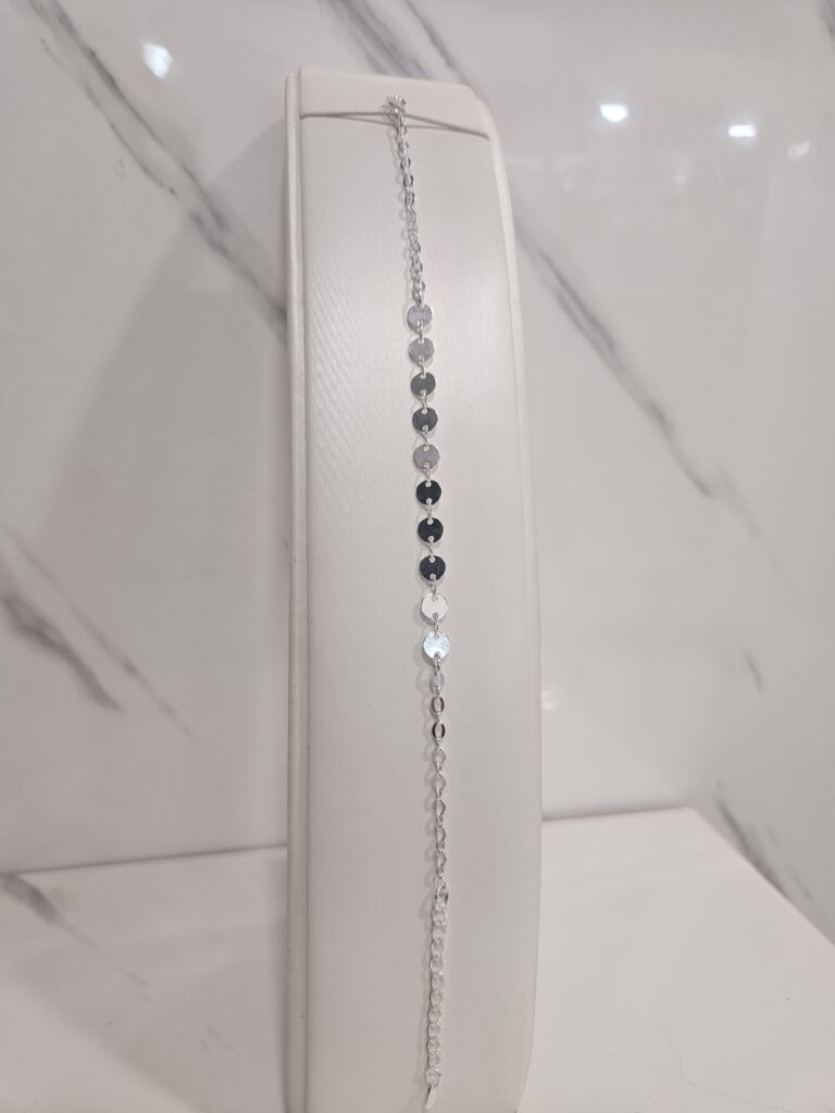 Pulsera rolo con fila de circulos