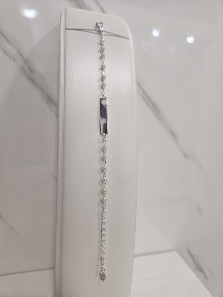 Piocha con corazon y perlas
